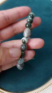 Vòng tay đá Cẩm Thạch lam hoa tự nhiên size 8.2 li phối charm lu tròn đính đá tấm sang trọng | Hoa Minh Gem
