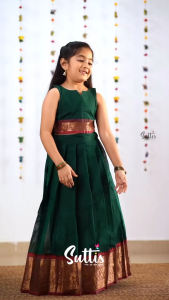 [PRE-ORDER 15 DAYS] READYMADE KIDS LEHANGA CHOLI {ETA:2025-12-31}