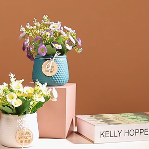 เดซี่ขนาดเล็กกระถางดอกไม้ประดิษฐ์เครื่องประดับตกแต่งโต๊ะรับประทานอาหารโต๊ะเครื่องประดับดอกไม้ประดิษฐ์พืชเทียมบอนไซกระถางดอกไม้ตกแต่ง