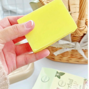 สบู่สมุนไพร 4 ก้อน สบู่แก้คัน แก้แตกลาย สบู่สมุนไพรโสมชะเอมเทศ สบู่ปรับผิวขาว สบู่แก้ปัญหาผิวหนัง ปราศจากน้ำหอม สบู่สำหรับผิวแพ้ง่าย