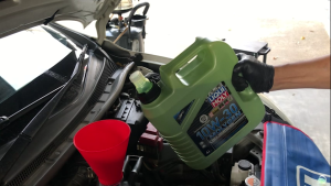 ( ฟรีเสื้อยืด 2025 ทุกออเดอร์ ) น้ำมันเครื่องรถยนต์ สังเคราะห์แท้ LIQUI MOLY MOLYGEN 10W-30 4 ลิตร