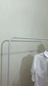 เสื้อเชิ้ตคอปก แขนสั้น สีขาว งานมือ 2 SECOND HAND คัดทำความสะอาดแล้ว ใหม่ 85%-95%