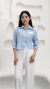 QUEENTIN Kemeja Wanita Crop 0659 Katun Polymicro Motif Salur Lengan Panjang 3/4