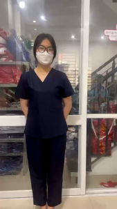 Bộ Scrubs Bác Sĩ Đồng Phục Spa bác Sĩ Y Tá Phòng Mổ Màu Xanh Đen Vải Cotton Hàn Cao Cấp Thoáng Mát - Hình thật