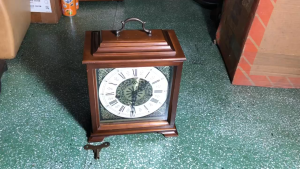 Đồng hồ để bàn Đức Linden 5 gong chạy chuẩn giờ
