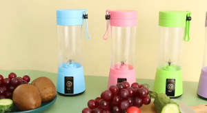 500ml USB Juicer Cup Fruit Mixing Machine Portable Eletric Rechargeable Mixer Juice Blender Fruit Grinder
