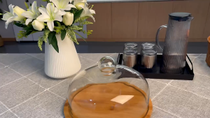 Penutup Makanan Hidangan Kue / Tempat Mentega Dengan Alas Kayu Bambo Tutup Kaca KB