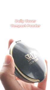 Daily Cover Compact Powder Membantu Menutupi Bekas Jerawat & Flek Hitam