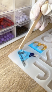 Limit Edisi Ganci Inisial by Berlin Aksesoris - Custom Nama Ganci Inisial Resin Unik Aesthetic