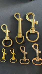 Cantolan Tas / Kaitan Tas As-101 Emas