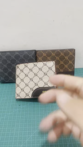 Daiqisi Bifold Wallet 3228-1 Dompet Uang Lipat Tebal Pria Bahan Sintetis Lembut Muat Banyak Uang