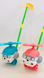 [CÓ ĐÈN-CHUÔNG] Máy bay xe đẩy Poly to cánh quay sáng đèn MẪU MỚI XỊN XÒ có cây cho bé cầm tập đi trực thăng đà 198