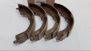 Brake Shoe Innova Lama & Kampas Rem Belakang