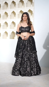 PRE ORDER 15 DAYS - SEMISTITCHED LEHANGA CHOLI