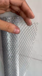 Lưới tô trát chống lứt tường (1 cuộn dài từ 2.6m - 3m )