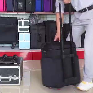 กระเป๋าใส่เครื่องสำอางค์ ใบใหญ่ ล้อหมุนได้ 360องศา จุของได้เยอะ แข็งแรง ทนทาน ขนาด 35x48x26ซม.