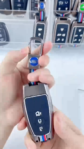 Ốp Chìa Khóa Xe Ford Ecosport Ranger Everest Raptor Explorer Chìa 2 3 4 5 Nút Họa Tiết CỜ Ý Ốp Hợp Kim Cao Cấp