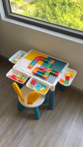 Đồ chơi thông minh cho bé- Bàn Lego 110 chi tiết có ngăn kéo kèm ghế cho bé lắp ráp lego (đồ chơi phát triển tư duy)