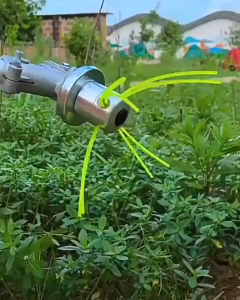 Đầu cắt cỏ bằng hợp kim nhôm dùng dây nhựa làm lưỡi cắt cỏ