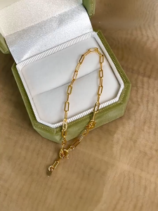 Pawnable 18K Gold Bracelet Womens K Gold Cross Chain au750 Authentic Jewelry Paper Clip Gold Chain Durable Couples Aesthetics