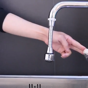 TITIK TIGA Sambungan Kran Dapur Chrome Flexible – Sambungan Kran Flexible 360 Derajat Anti Splash Kran Cuci Piring Wastafel Anti Karat