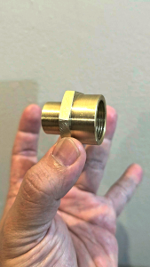DOUBLE DOBEL NEPEL NIPEL SAMBUNGAN KONEKTOR CONNECTOR CONEKTOR KONVERTER CONVERTER ADAPTOR ADAPTER DOUBLE DOBEL NEPEL NIPEL NIPPLE FEMALE CEWE PEREMPUAN SOK DRAT DALAM DALEM UKURAN M14 KE TO M22 KUNINGAN ANTI KARAT GUN JET GUNJET CLEANER KE SELANG SANCHIN