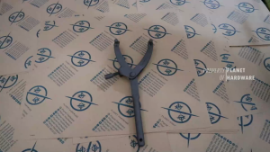 Treker Penahan Pully & Mangkok CVT Motor Matic