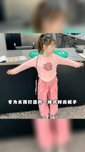 Beryl kids🌸ชุดเซ็ทเด็กผู้หญิงแฟชั่น🎀เสื้อแขนยาวคอกลมกางเกงคาร์โก้ สไตล์เกาหลี ลำลอง สีชมพู ใส่สบาย ฤดูร้อน