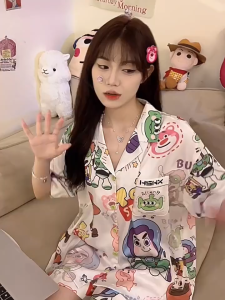 ชุดนอนผู้หญิง แขนสั้นขาสั้น งานใส่สบาย ผ้านิ่มมาก GL | ชุดนอนผ้าซาติน สำหรับความงามใสและความงามใส