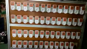 Power on Delay Voltage/Power Surge Protector 3500W 20A Automatic Voltage Switcher