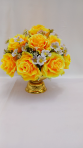 พานดอกไม้ไหว้พระ พานสักการะ พานโต๊ะหมู่บูชา พานไหว้สิ่งศักดิ์สิทธิ์ (พุ่มดอกไม้30cm.) พานดอกไม้ประดิษฐ์ พานดอกกุหลาบ พานโต๊ะหมู่เฉลิมพระเกียรติ