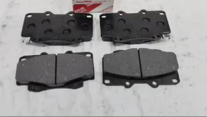 BRAKE PAD FORTUNER HILUX KAMPAS REM DEPAN FORTUNER LAMA HILUX VIGO 3.0CC 04465-0K020