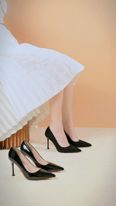 Giày Cao Gót MWC 4475 - Cao Gót Bít Mũi Chất Liệu Da Ôm Dáng Chân