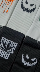 Kaos Kaki Oldschool Motif Skate Merk Panjang Premium - Hosela Project