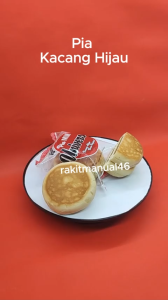 20 Bungkus Kue Pia Basah / Jajan Pia Kacang Ijo Asli / Universal / Oleh-Oleh Khas / Pia Terlaris