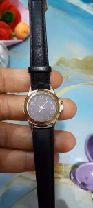 Đồng hồ nữ Romarni Valentino dây da second hand si nhật đã qua sử dụng