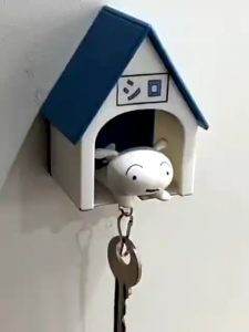 Cartoon Dog Keychain Kennel Pendant Decoration Keys Holder Anime Dolls Keys Storage Backdoor Decor