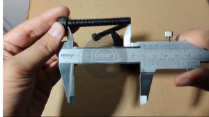 BAUT L BAJA M8X60 PANJANG 6 CM 6CM BAUD 12 L BAJA M8 X 60 KUNCI L6 L 6 KUNCI PAS 13 FULL DRAT WARNA HITAM BAUT 12 13 SOCKET HEX CAP SCREW 8 X 60 8X60 60MM 60 MM M8 X60 M8X 60 RING 12 13 GRADE 12.9 PITCH DRAT 1.25 DIAMETER BODY 8MM