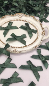 50pcs (2*2.5cm) DIY Dark Green Satin Ribbons Bow for Doorgift Wedding Party Gift Decoration SewGlueCraftTailor Accessories