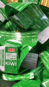 Combo 2 bịch lương khô SBT(285g/1 bịch) gồm 9 vi kết hợp thơm ngon.