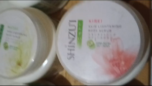 GRATIS ONGKIR - SHINZUI Skin Lightening Body Scrub 120 200 gr | Lulur Badan Shinzui