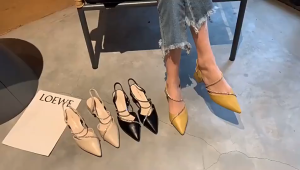 Sharp Pointed Rhinestone Sandals for Women French Style Thick Heels Retro Shoes for Women