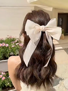 Jepit Rambut Pita Korea: Aksesoris Rambut untuk Wanita