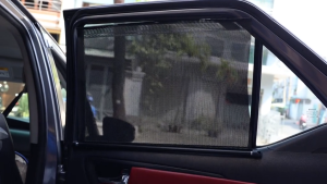 Che Nắng Ô Tô Cuộn Thông Minh CIND V-52 (52x55 cm) - Nhập Khẩu Chính Hãng