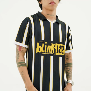 Desain Jersey Unik & Kaos Casual Band: Blink182, Jersey Bola, dan Jersey Badminton
