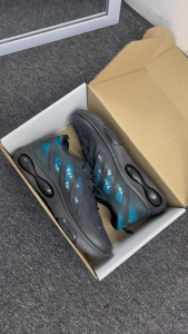 Toseyog 037 GALAXY! Sepatu Cowok Keren & Sepatu Pria Kasual