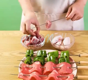 20PCS Tusukan Sate Kambing Ayam Sosis Bisa Dipakai Ulang Alat Tusuk Sate Stainless Steel Reusable Cooking Tools dengan Gagang Kayu Skewer Barbeque Stick Tusuk Sate Gagang Kayu