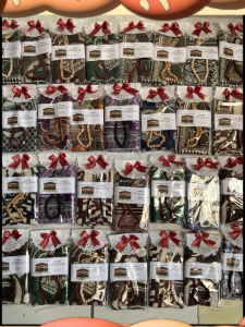 Souvenir Oleh-Oleh Haji & Umroh: Hadiah Bingkisan Hempers, Sajadah Travel & Tasbih Murah