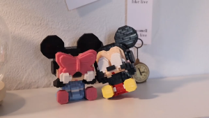 บล็อกตัวต่อ ของเล่นบล็อกตัวต่อ  ของเล่นฟิกเกอร์ Diy ของขวัญวันเกิด