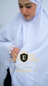 Bergo Umroh Haji Bahan Katun Premium Hijab Jumbo Bersaku Renda Mewah
